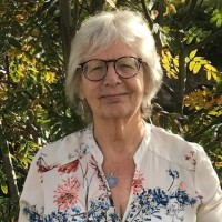 Lynn Gregory