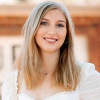 Julia Fink