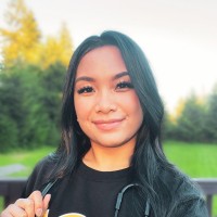 Kristelle Di Cariaga