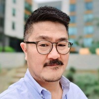 Dennis Choe
