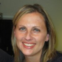 Lesley Cross