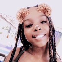 Tavia Nicole
