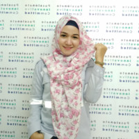 dewi nurhidayah