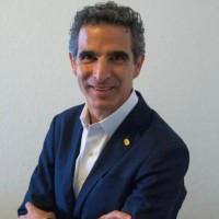 Hernán Viola