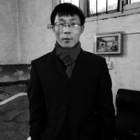 王嘉龙