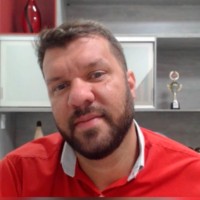 Adriano Luz