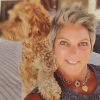 Julie Leonora