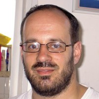 Avraham Roos