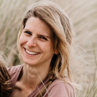 Simone Leenders