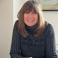Louise Nicholson