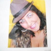 Vania Wood