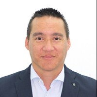 Kenny R. Garrido