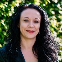 Julie Devender