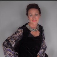 Stephanie Henderson