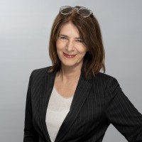 Bettina Stümpflen