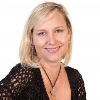 Karen Schmoor