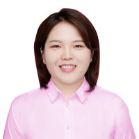 Vicky Huang