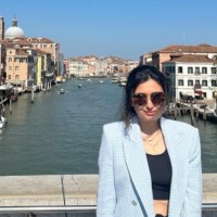 Esra AKILLI