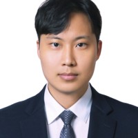 권영민