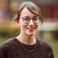 Dr. Lena Kahle