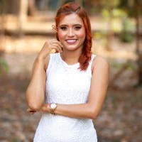 Aline Mayara