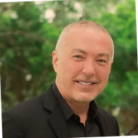 Roger Mathis