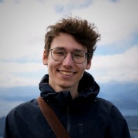 Erik Ahlund Helguera