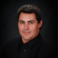 Luis G Leon