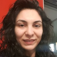 Zahra Bayat