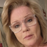 Melanie Colton
