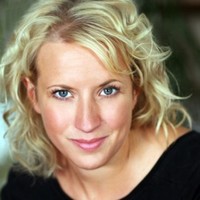 Rosanna Calvert-Lyons