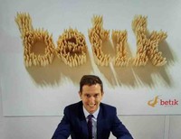 YON ARRATIBEL EMEZABAL