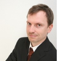 Dr. Axel Jochmann