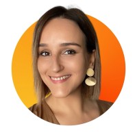 Cíntia Costa
