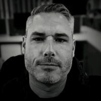 Simon Jones