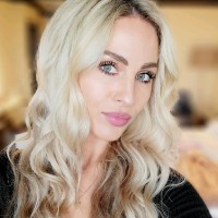 Caitlin Fischer