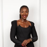 Dionne Warwick Oguna