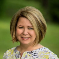 Glenna Hampton
