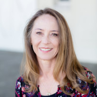 Andrea Dill