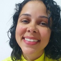 Natália Carvalho Dos Reis Sousa