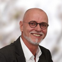 Andreas W.