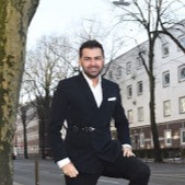 Nur Yalcin