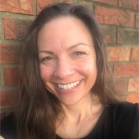 Lora-Marie Hébert