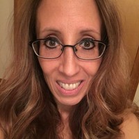 Lori Hurteau