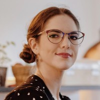 Elena Schweikert