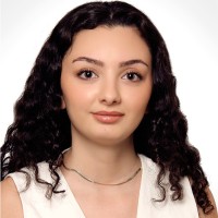 Ayşe Özbek