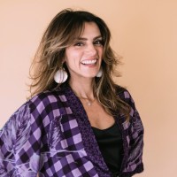 Maria E Herrera