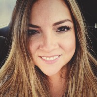 Adriana Yañez