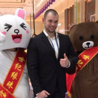 Sam Borgwardt (楊文心), Mba