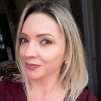 Elenize de Paula